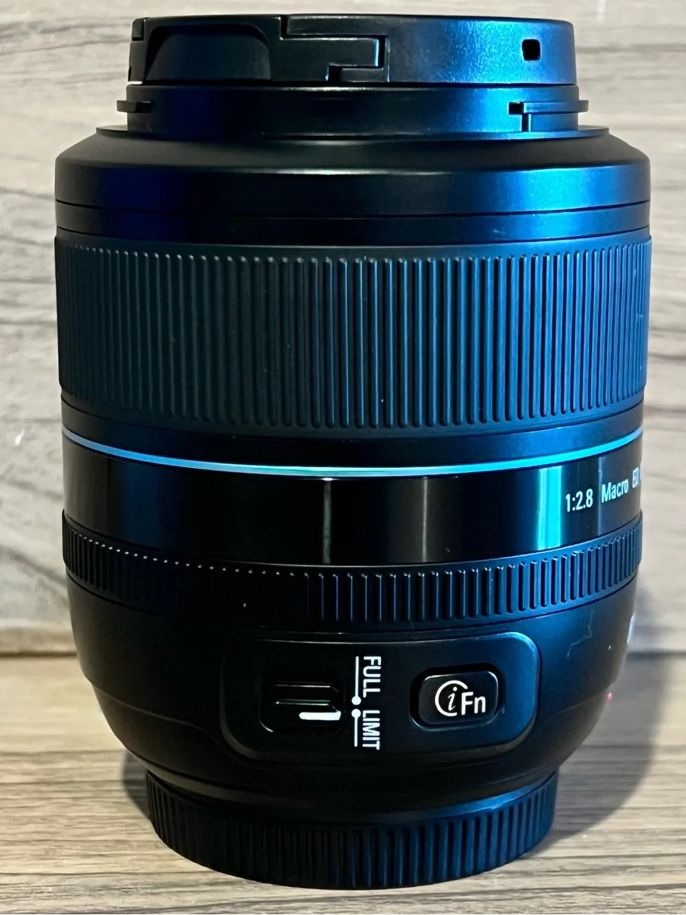 Samsung NX 60mm F2.8 Macro ED OIS SSA i-Function Lens